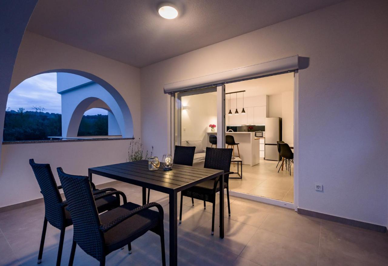 Apartmani Villa Zora Lopar Buitenkant foto