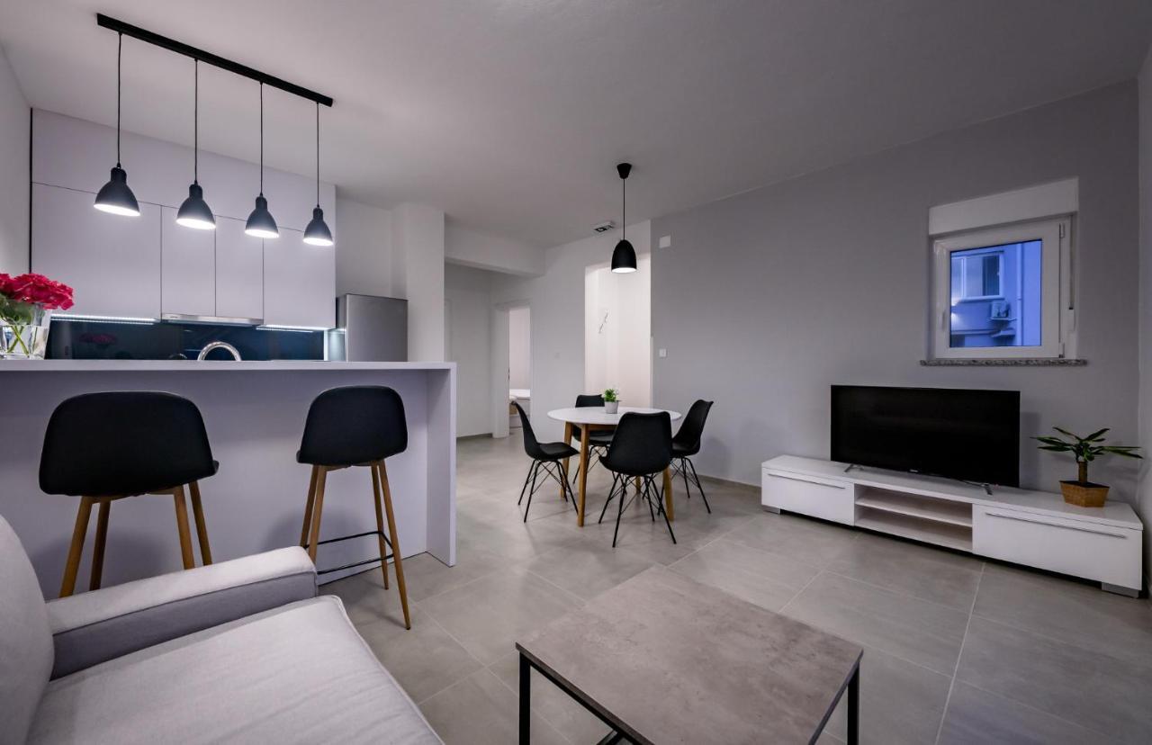 Apartmani Villa Zora Lopar Buitenkant foto
