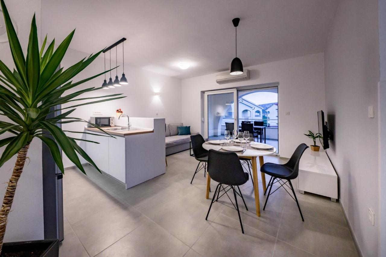 Apartmani Villa Zora Lopar Buitenkant foto