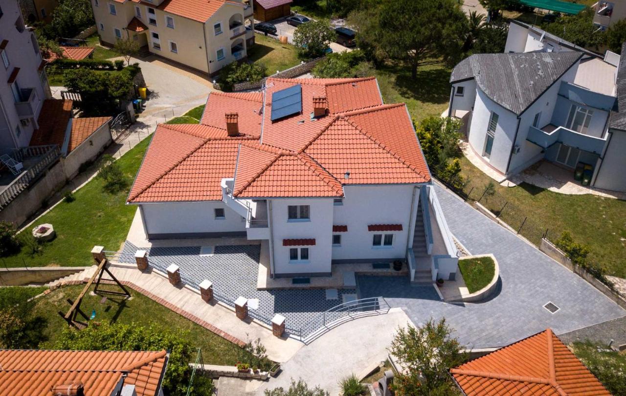 Apartmani Villa Zora Lopar Buitenkant foto