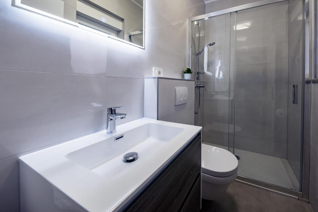 Apartmani Villa Zora Lopar Buitenkant foto