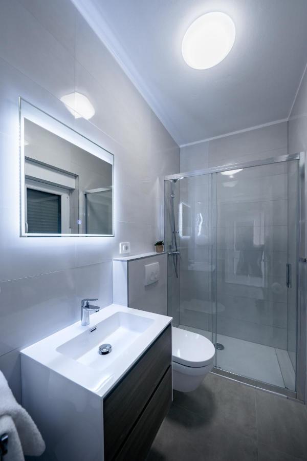 Apartmani Villa Zora Lopar Buitenkant foto