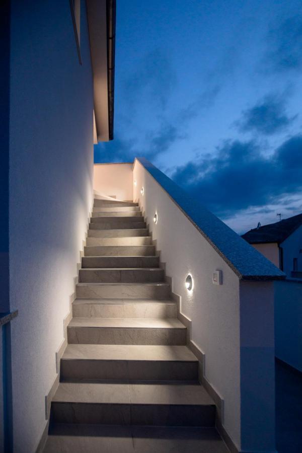 Apartmani Villa Zora Lopar Buitenkant foto