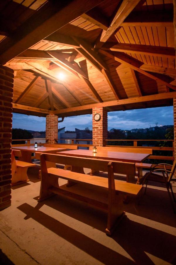 Apartmani Villa Zora Lopar Buitenkant foto