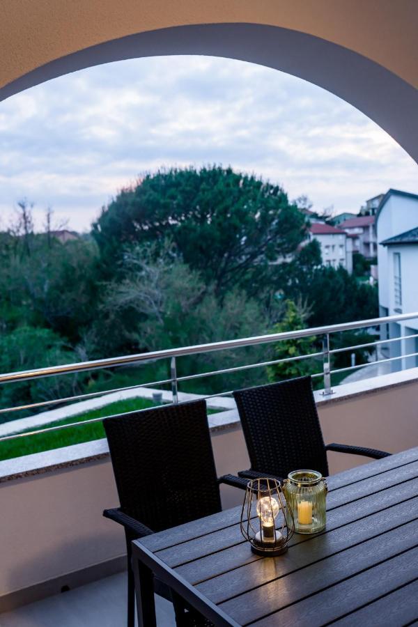 Apartmani Villa Zora Lopar Buitenkant foto