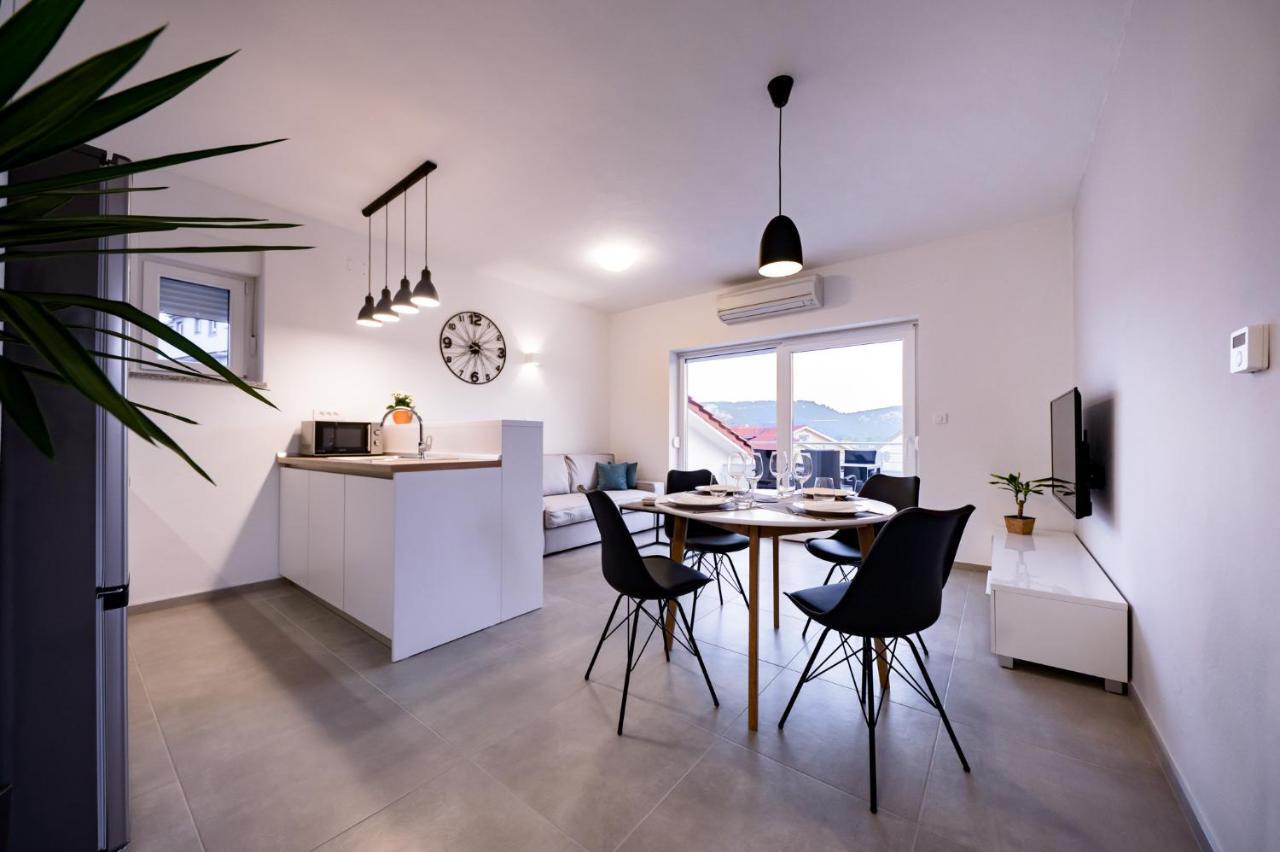 Apartmani Villa Zora Lopar Buitenkant foto